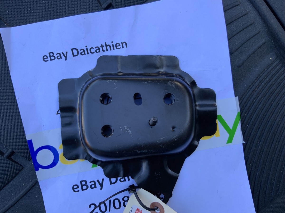 2019-2023 Toyota RAV4 Left Rear Body Bumper Reinforced Plate 52164