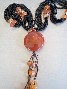 Beautiful! Long Natural Stone CARNELIAN & BLACK Jet Beaded NECKLACE 24" Long