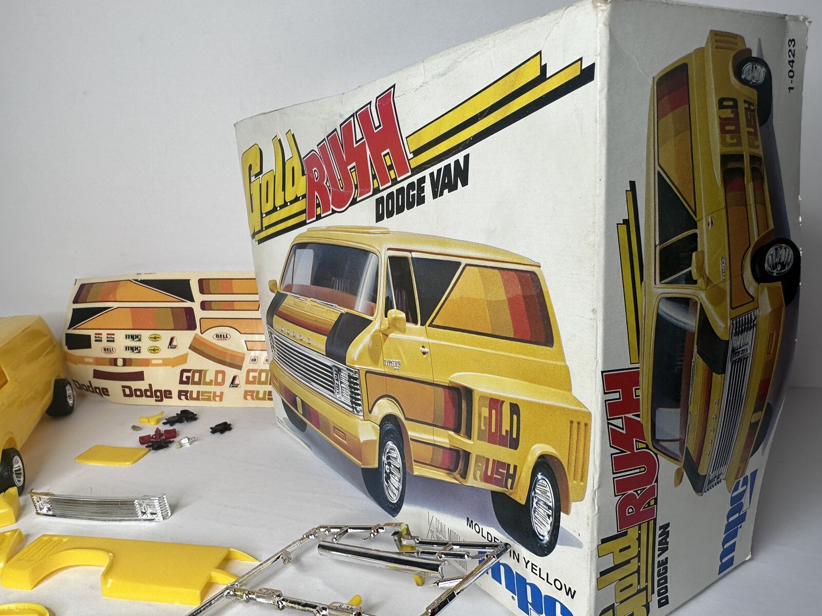 1978 Vintage MPC 1/25 Gold Rush Custom Dodge Van Model Kit in Box 1