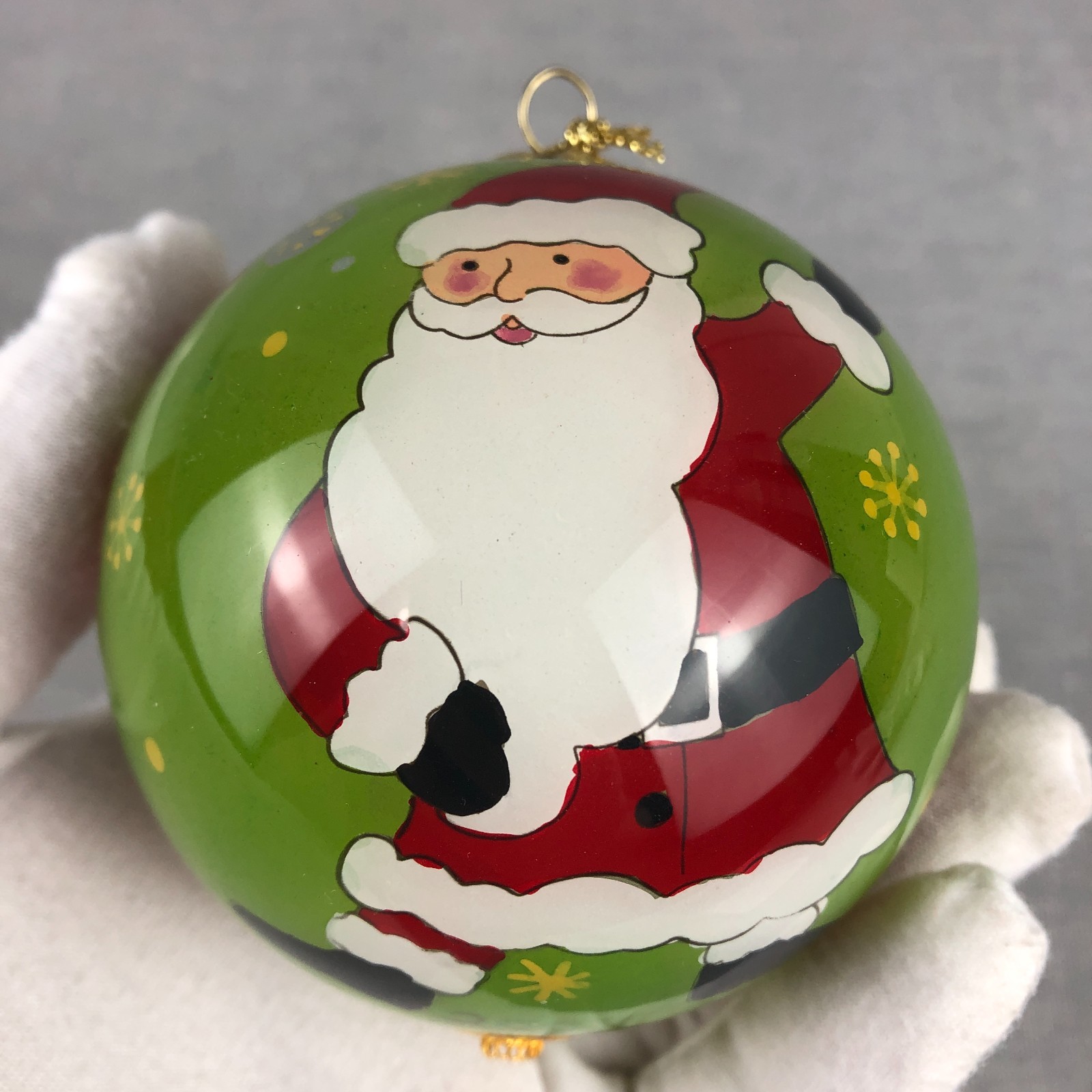 Pier 1 Christmas glass Li Bien ornament 2007 SANTA with DANCING REINDEER 3 inch