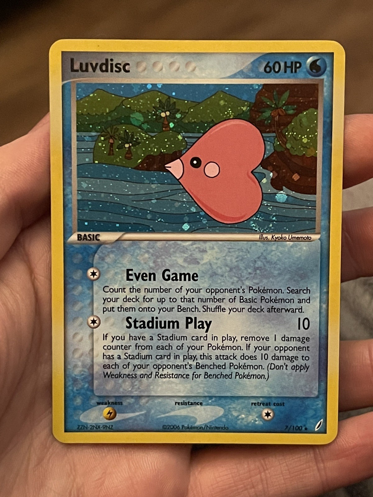Luvdisc 7/100 Crystal Guardians Holo Pokemon card NM
