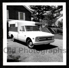 CAMION ANTERIORE CHEVY CAMPER CENTRO LUNA COPRIMOZZO VIALETTO FOTO VECCHIA/VINTAGE - I720