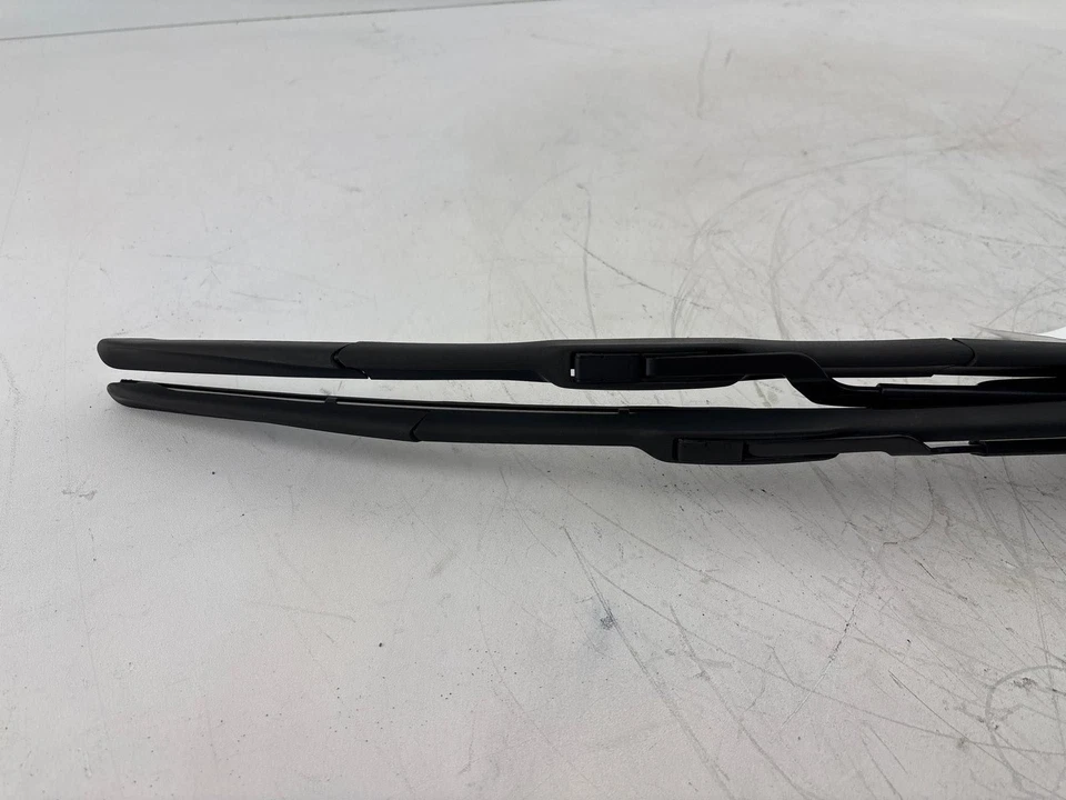 2018-2024 Buick Enclave limpador de para-brisa braço dianteiro esquerdo e direito fabricante de equipamento original - Imagem 4 de 4