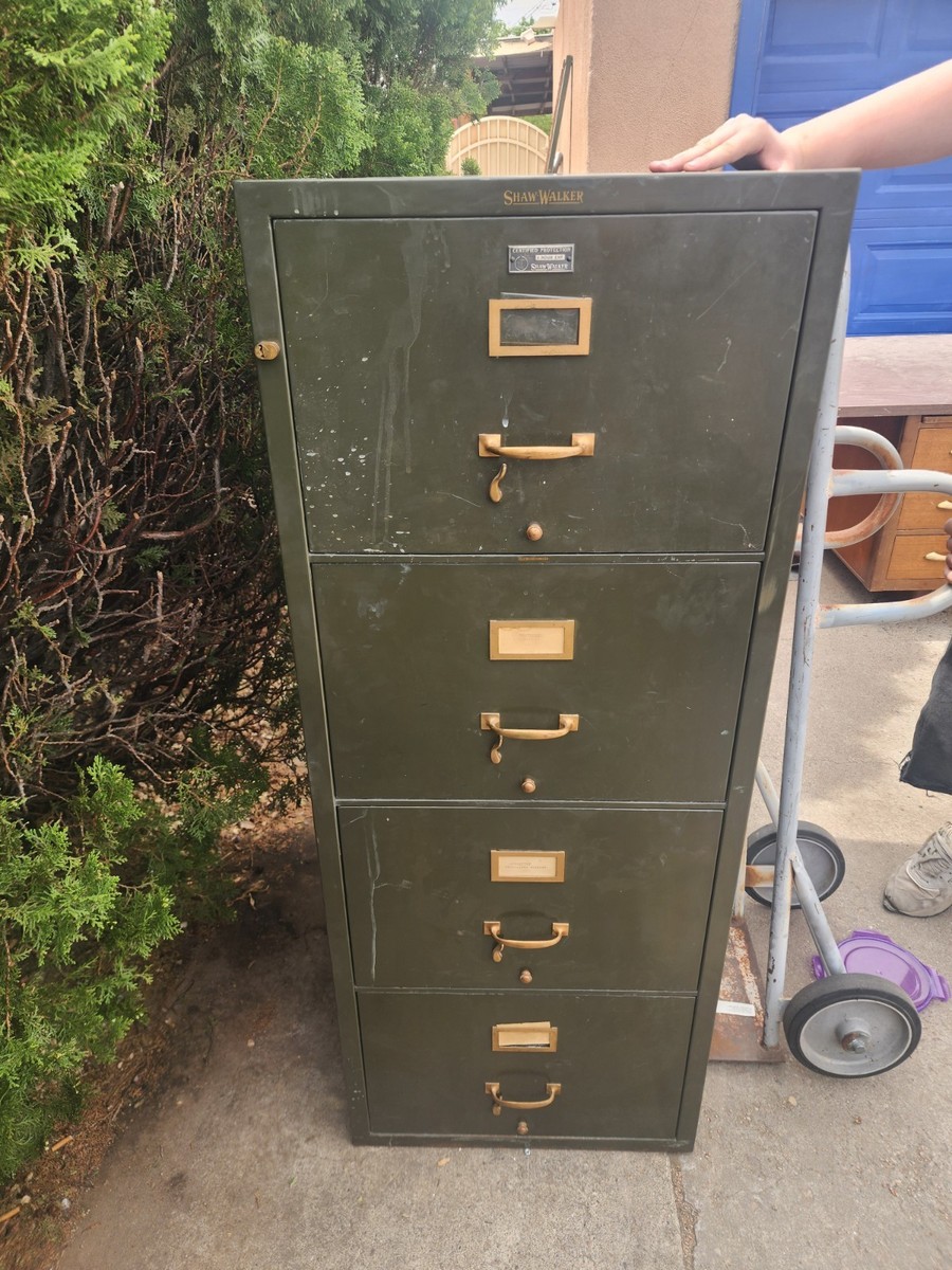 Shaw-Walker vintage Green Metal 4-drawer vertical file cabinet 52