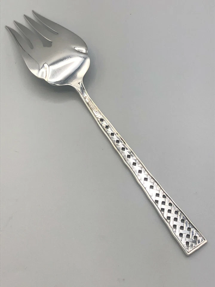 Tradewinds by International Sterling Silver Meat Serving Fork 9 1/8" - Image 2 of 3