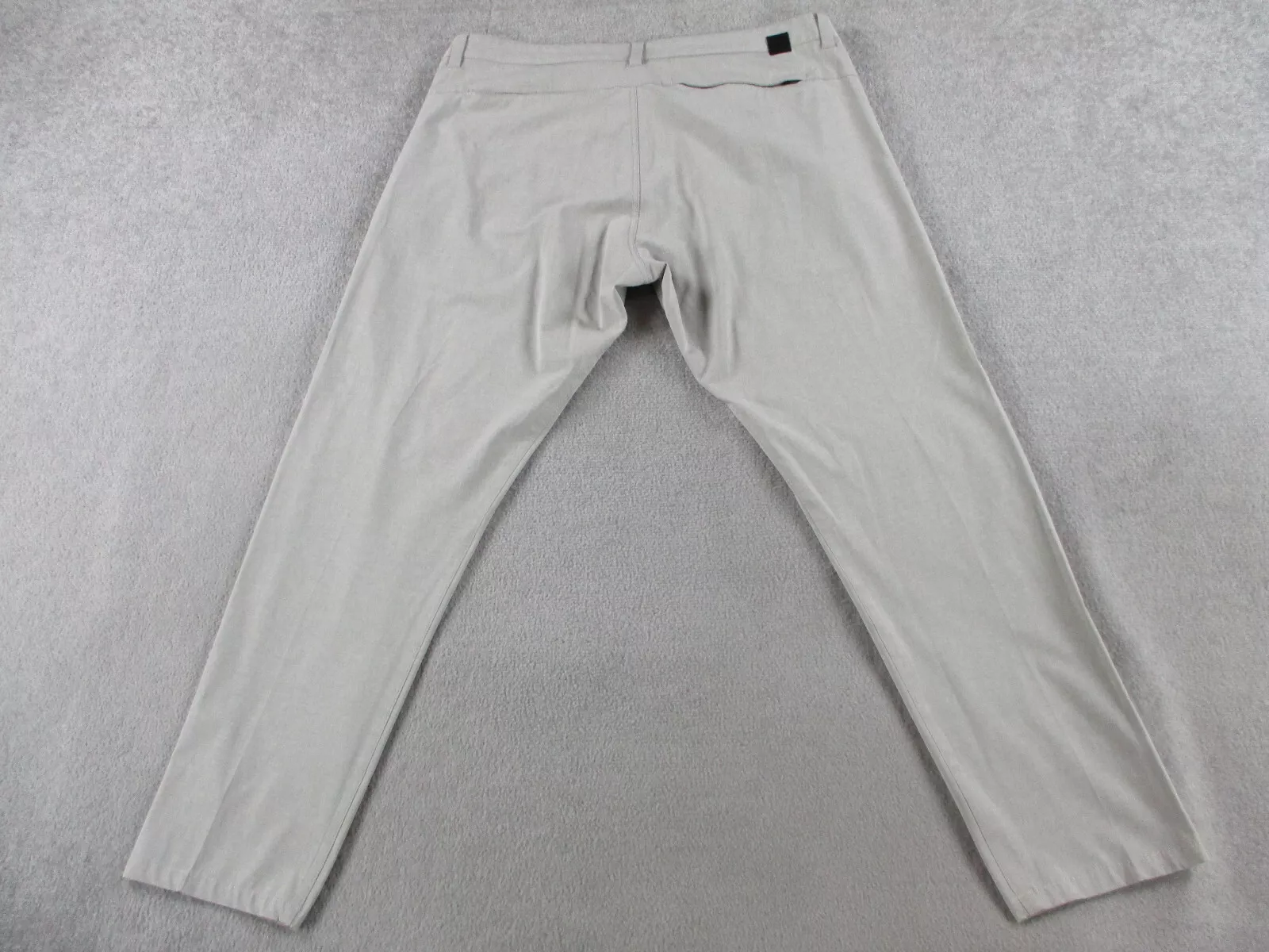 vuori aim pant performance chinos stretch golf pants