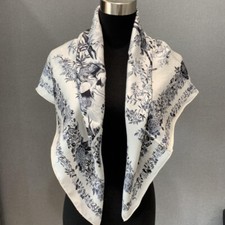Heavy Twill Silk 18 Momme Double Face Scarf Flower Birds Print Square Shawl 35"