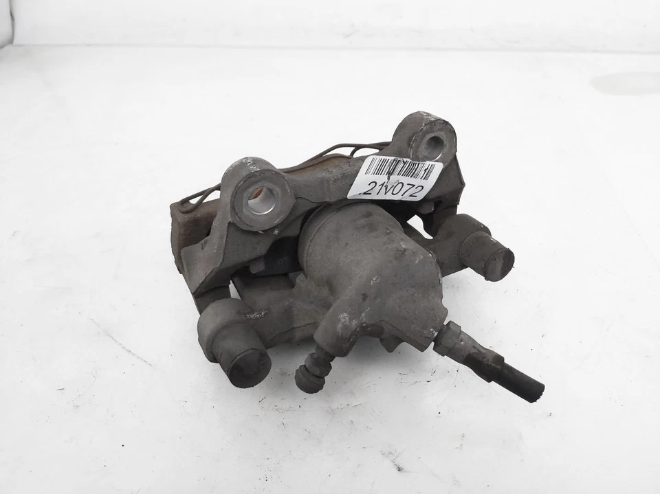 2008-2012 Mercedes-Benz C300 Rear Right Passenger Brake Caliper 204-423-15-81-80 - Image 4 of 4