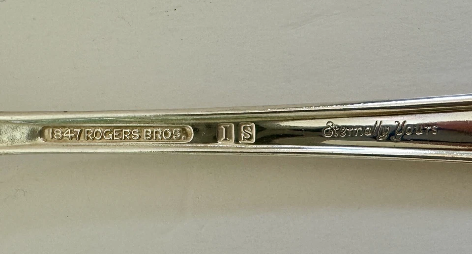 IS Eternally Yours Set of 6 Salad Forks 1847 Rogers Silverplate Flatware - Image 4 of 4