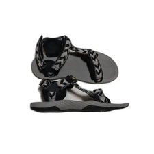 Camel Crown sandals Womens 7 black gray chevron strappy Summer Sporty Hiking