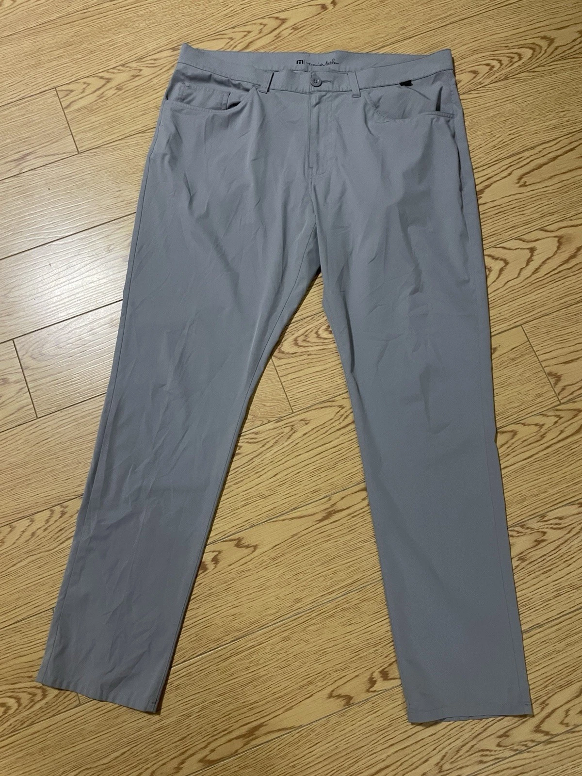 Travis Mathew Golf Pants Mens 46 Gray Stretch Performance Lightweight EUC