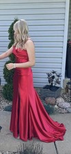Prom Red Satin Fit & Flare Long Ruched Sweetheart Sleeveless Dress Size 4 Slit