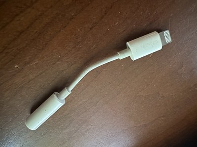 LIGHTENING ADAPTER Apple Cord Headphone Wire Cell Phone Insert EUC
