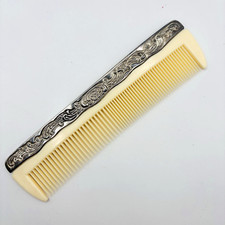 Vintage 7.25" Hair Comb Vanity Silver Plated Handle E1-067