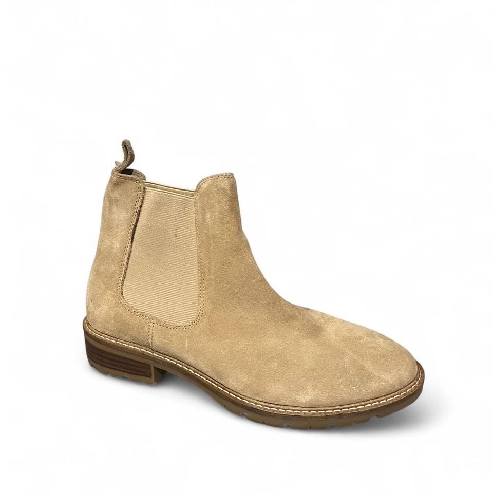 Tan and brown Steve Madden suede Chelsea boots size 8.5