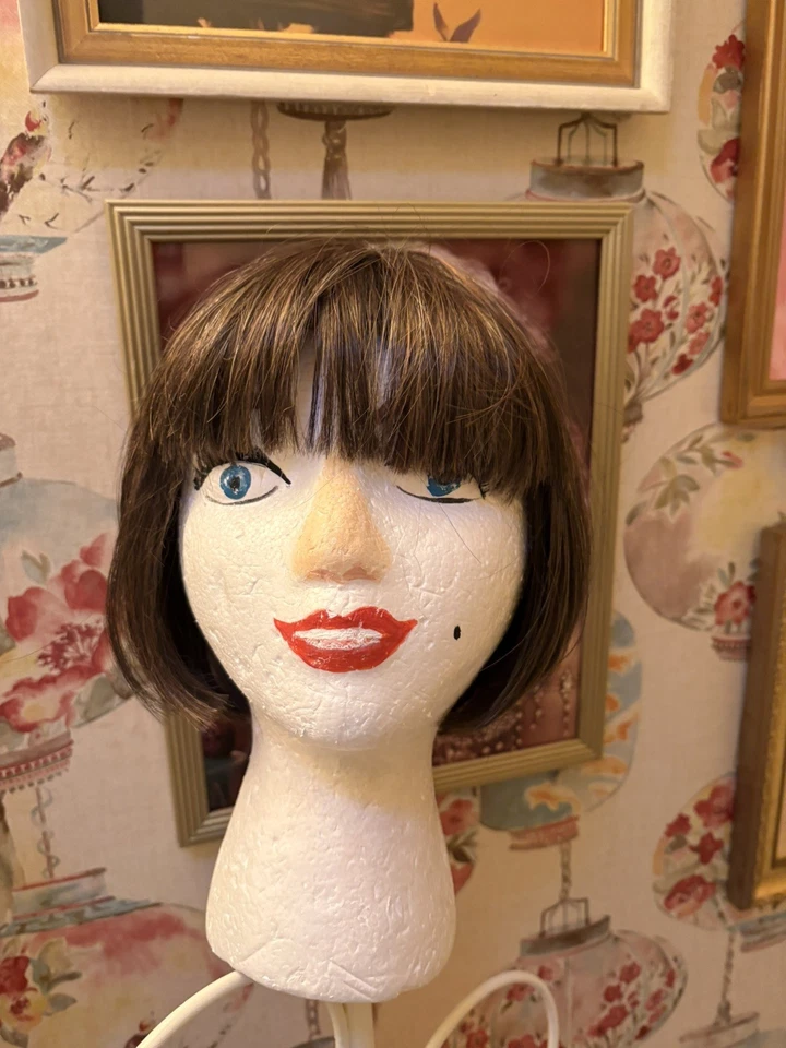 Raquel Welch Mystery Wig Awesome Brown Bob Altered - Image 2 of 4