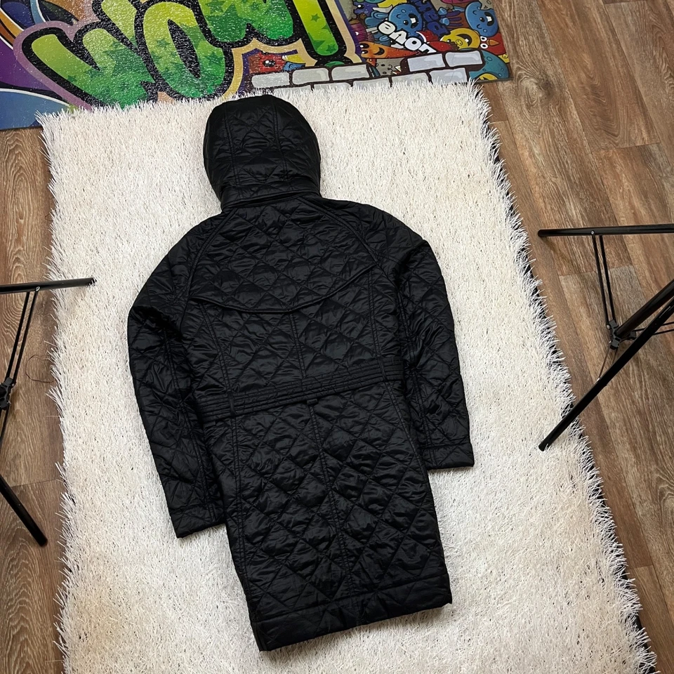 正品 BURBERRY BRIT Baughton 绗缝黑色女式外套夹克,尺寸 M — 第 2/4 张图片