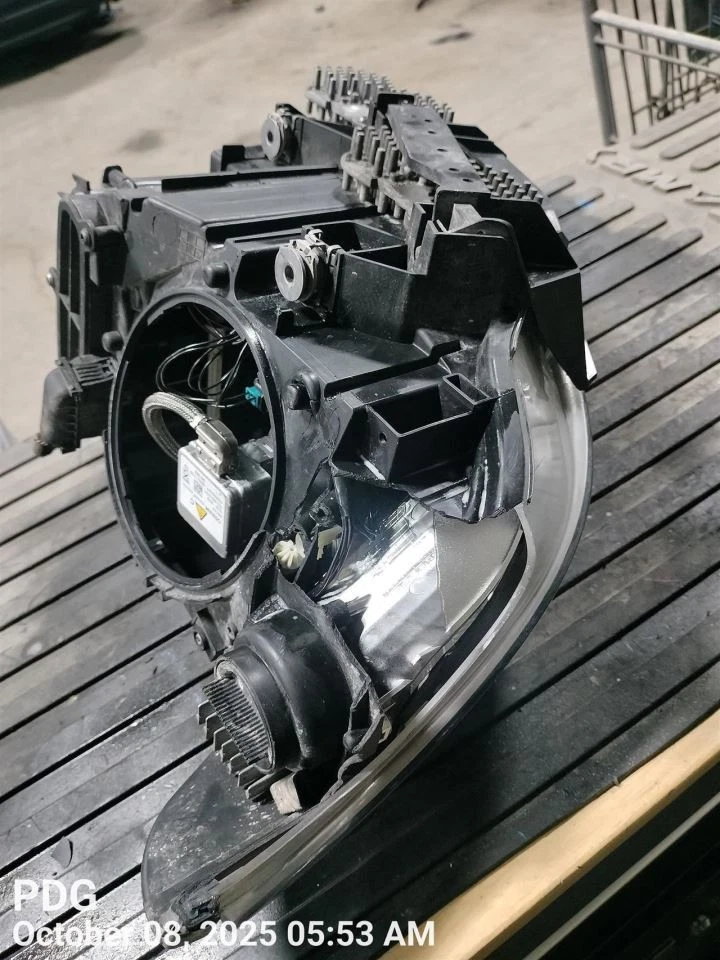 LEFT HEADLAMP ASSEMBLY 63117377853 2014-2016 BMW 435I BMW Foto 2 de 4