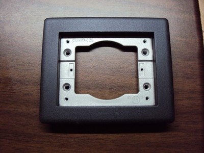  Wiremold 817TCAL-BK 1-Gang Carpet/Tile Flange Black 
