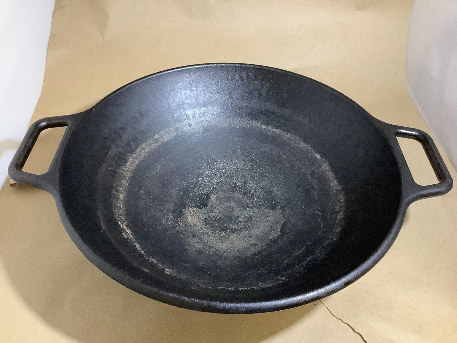 Lodge 14 Inch Cast Iron Wok Loop Handles P14W USA READ
Opens in a new window or tab