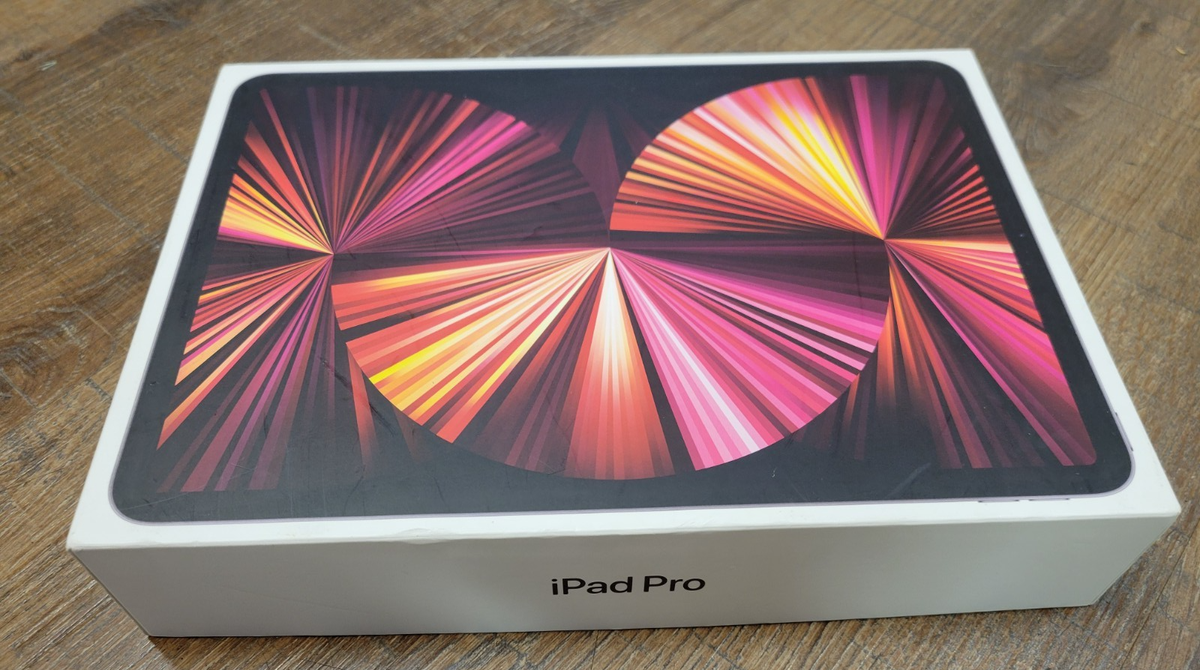 Apple iPad Pro 11-inch (3rd generation) A2460 256 GB, Wi-Fi + 5G