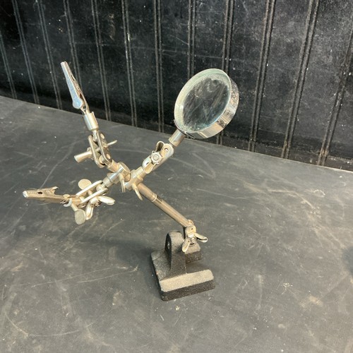 Helping Hand W/Magnifier  Hand With Clamps Soldering Aid Jewelry Fly Tying