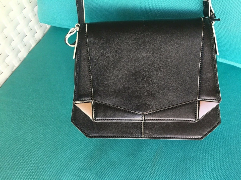 Bolso Bandolera Botkier London Pequeño Cuero Sillín Nuevo $298 Foto 3 de 4