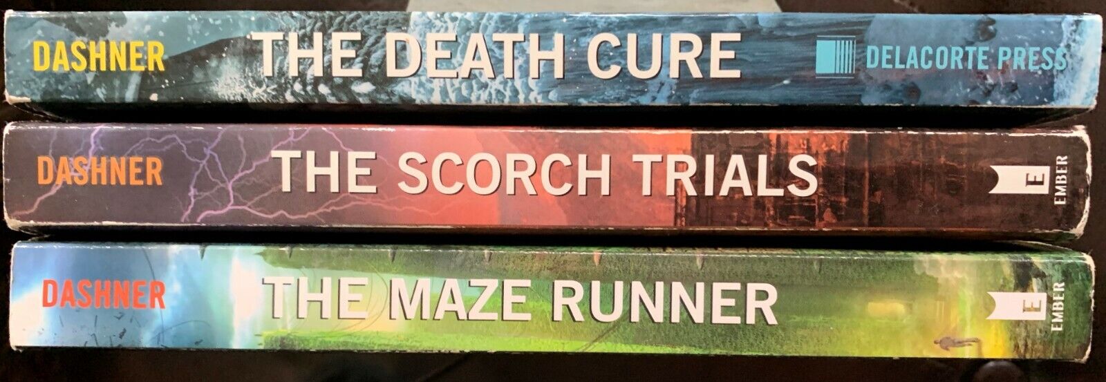 The Maze Runner 3 Books Series Collection Pack Set - James Dashner:  9783200330498 - AbeBooks