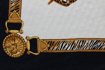 Foulard Carré Vintage 100% Soie — Motif Floral Multicolore — Bon état Général