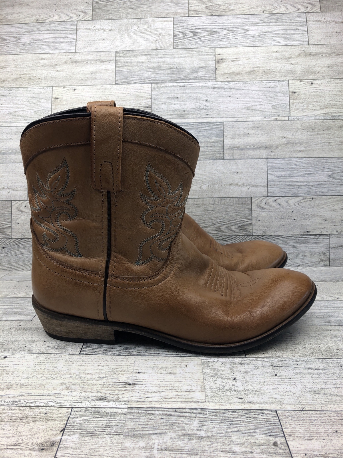 DINGO Women’s Cowboy Boots Willie Antique Tan Size 10 Gem