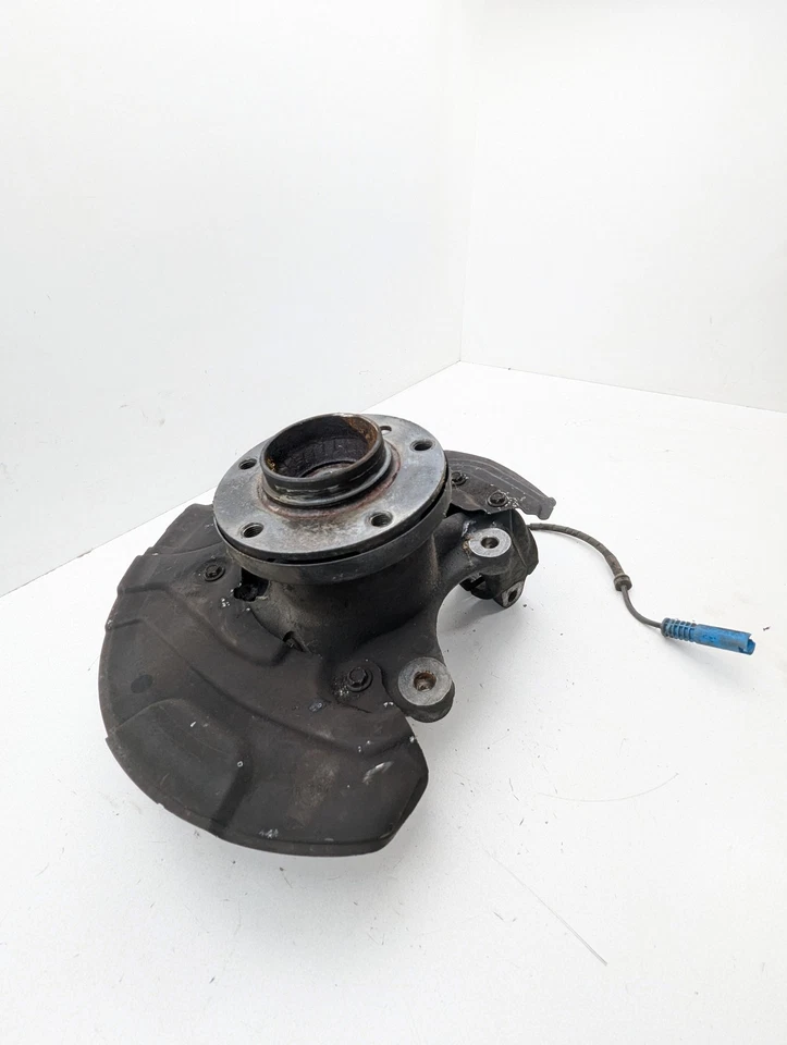 BMW 328xi 2008-2010 AWD buje de cojinete de rueda de nudillo delantero izquierdo del conductor Foto 2 de 4