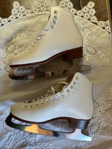 Riedell Women's Ice Figure Skates White Sz 6 Sheffield MK Blades Red Wing