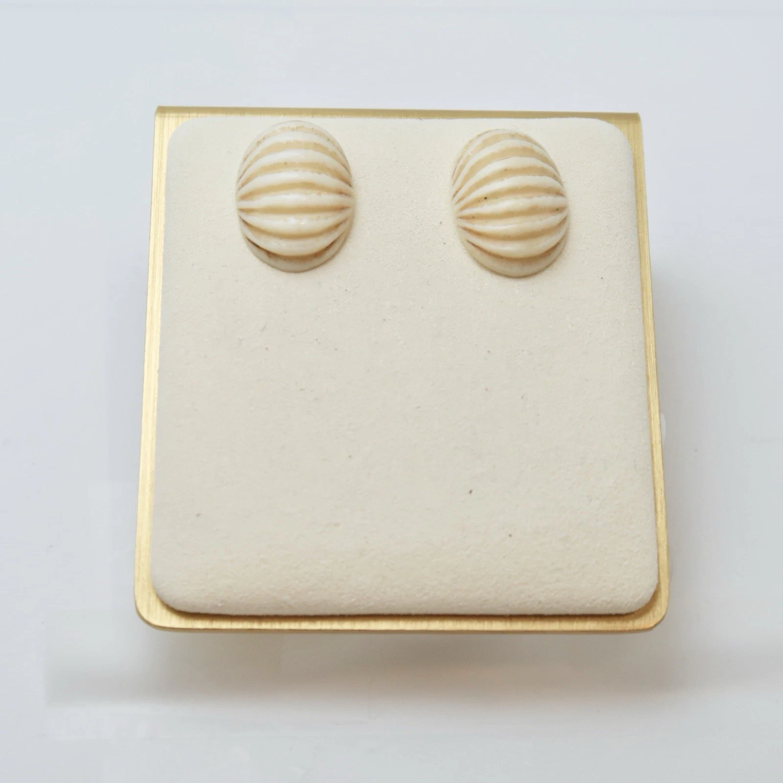 White Carved Celluloid Artisan Made Stud Vintage Earring Jewelry E44