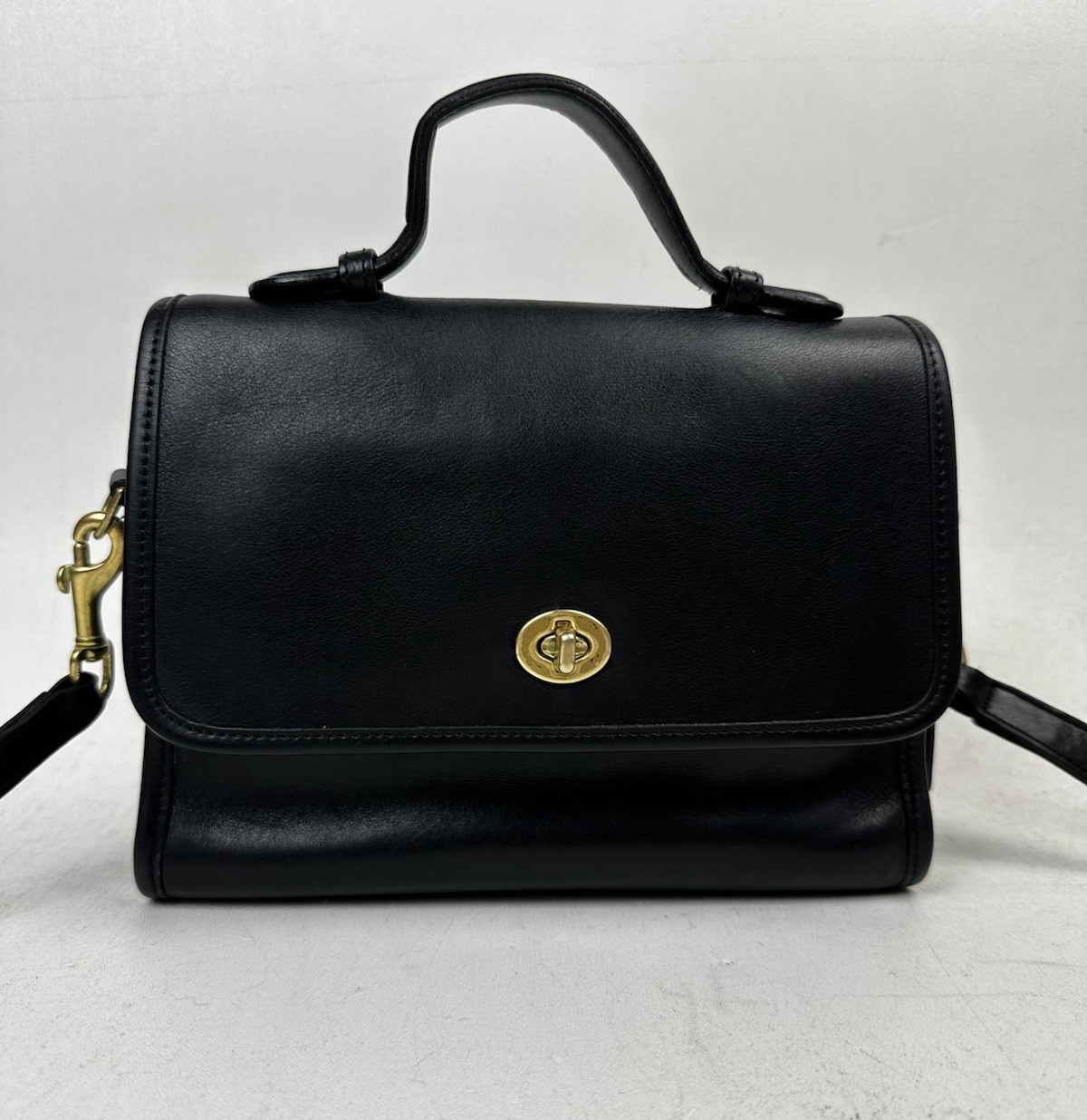 Vintage Coach Court Bag Black Leather Satchel Crossbody Purse Handbag 9870