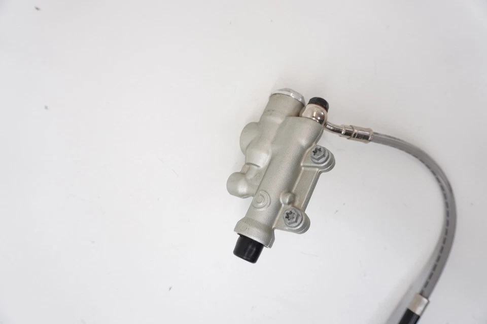 Conjunto de freno trasero TC125 2020 OEM pinza cilindro maestro Brembo Husqvarna #2 Foto 2 de 4