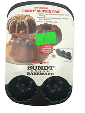 The Original Nordic Ware Bundt Muffin Pan 14" x 9" x 2โ Made in USA 1993