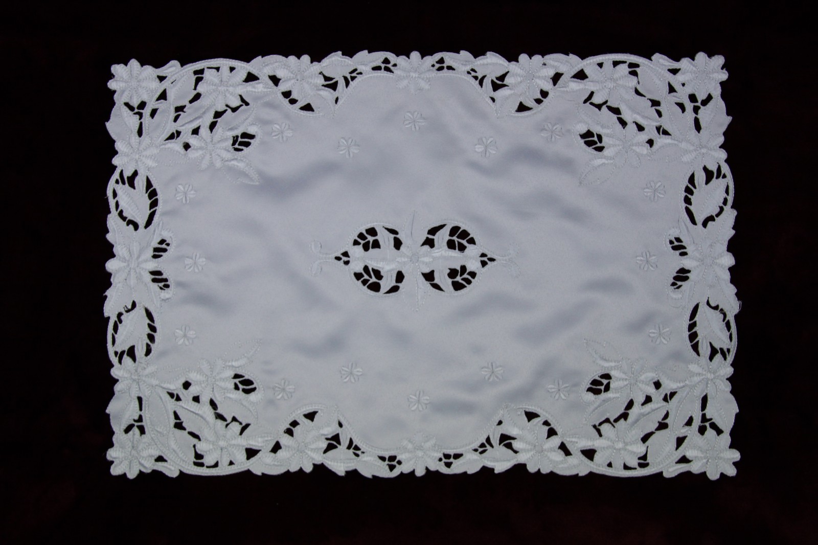 Embroidered Lace Placemat Runner White Wedding Party Church Passover