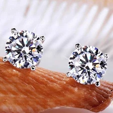 18ct white gold GF made with swarovski crystal ladies stud earrings SOLITAIRE