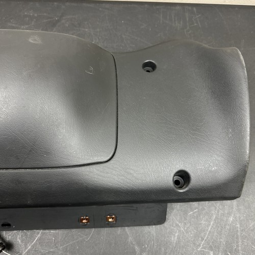 98-05 Chevy S-10 Blazer Sonoma Jimmy Knee Bolster Lower Dash Trim Panel Black - Picture 3 of 7