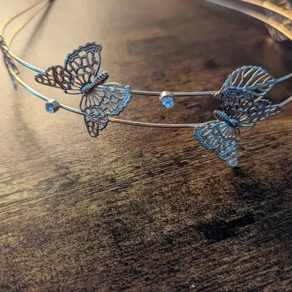 Gold Leaf And Butterfly Rhinestone Hairpiece/Headband - Image 4 of 4