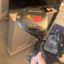 TaylorMade Tour Burner 10.5° Driver RH Regular Flex Graphite Shaft Headcover