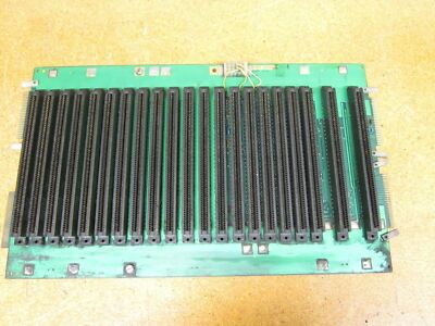 Cincinnati Milicron 3-531-3399A OC-1 Back Plane Board Used