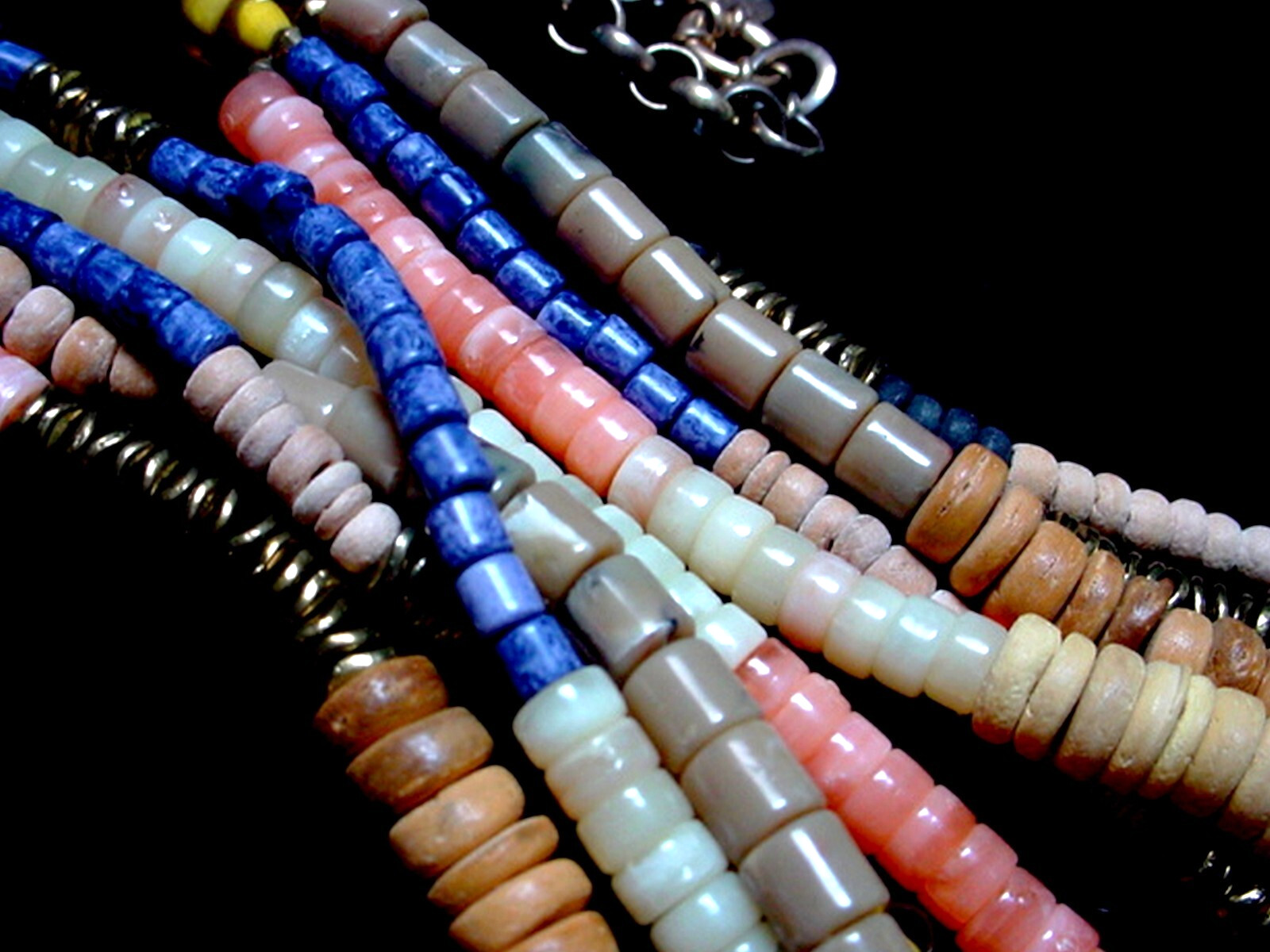 MULTISTRAND BOHO CHIC NECKLACE MULTICOLOR MIXED M… - image 3