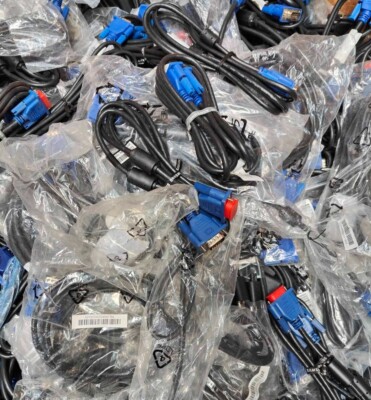 LOT OF 100 NEW 5-6 ft Branded VGA Male to Male LCD TV Projector Video Cables OEM