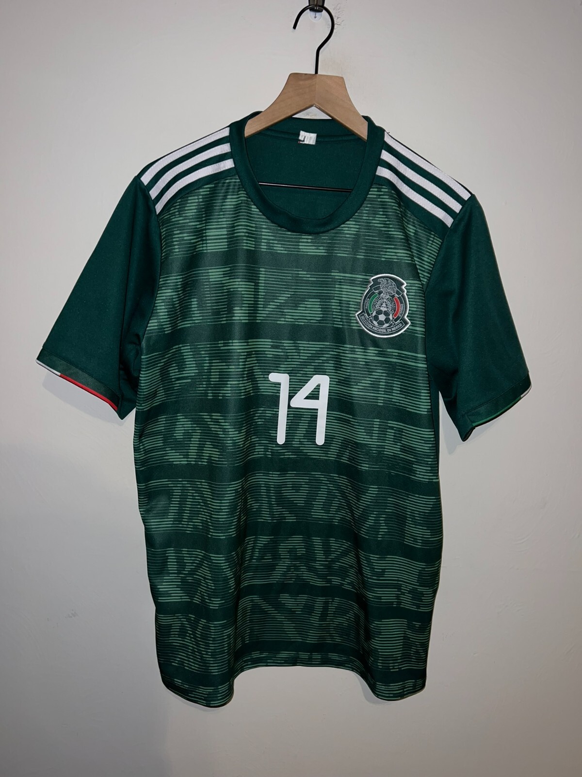 Mexico Soccer Team Jersey Chicharito #14 Green Jersey Active Top Large