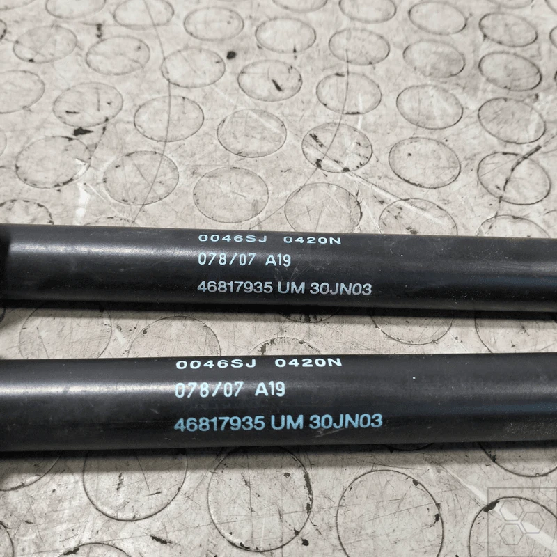 Barra Amortiguador Escotilla Post. SX LANCIA Ypsilon (Te ) 1.2 Oro Ber. 197c74 - Imagen 3 de 4