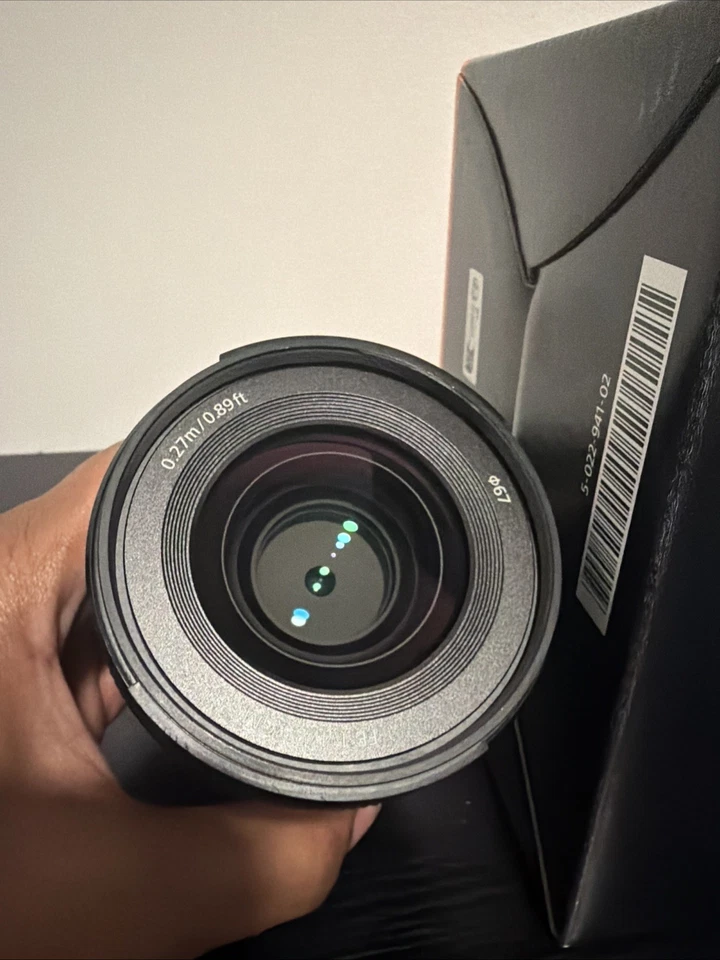 Lente Sony 35mm F/1.4 Fe GM para montagem tipo E com caixa e capa de lente excelente estado - Imagem 3 de 4