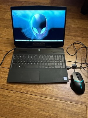Alienware M15 P79F 15.6'' i7-8750H, 16gb RAM, GeForce GTX 1070,1TB SSD Win10.