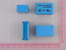 Lot of 140 EPCOS B32924C3105M189 1 µF Film Capacitor 305V 630V Polypropylene (PP