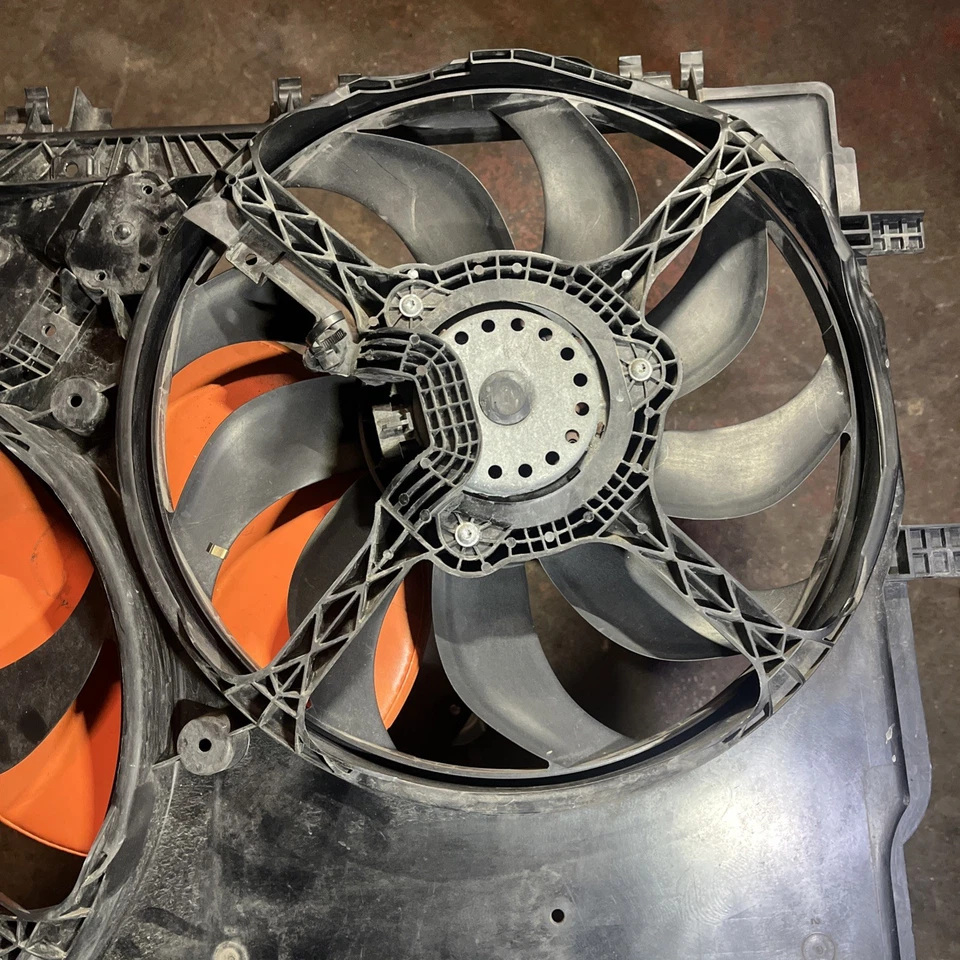 PEUGEOT BOXER / FIAT DUCATO /CITROEN RELAY 06-24 Radiator Cooling Fans MAHLE OEM - Image 2 of 4